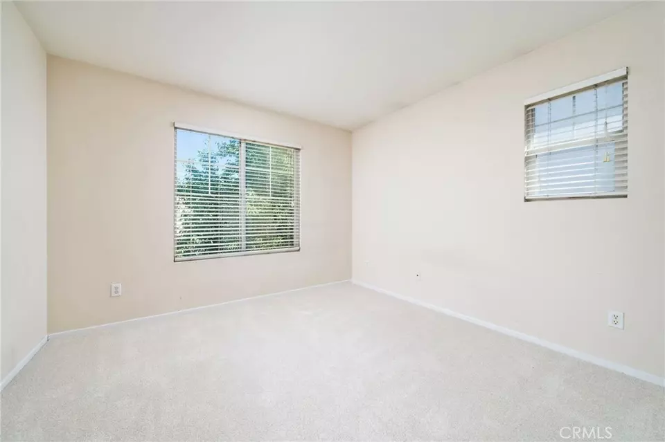 Bedroom - 1611 Gilliam Ct, Riverside, CA 92501 photo 3 of 5