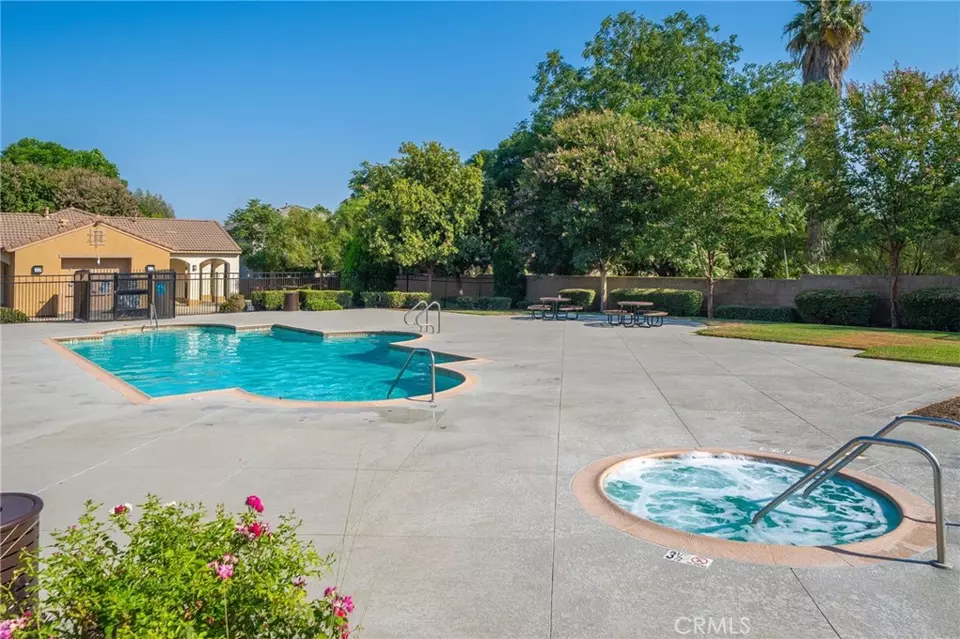 Exterior - 1611 Gilliam Ct, Riverside, CA 92501 photo 10 of 10