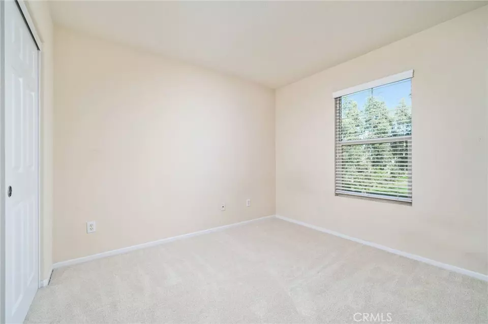 Bedroom - 1611 Gilliam Ct, Riverside, CA 92501 photo 2 of 5
