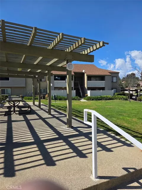 5 Country Mile Rd, Pomona, CA 91766