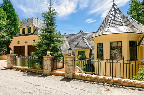 28087 N Shore Rd, Lake Arrowhead, CA 92352