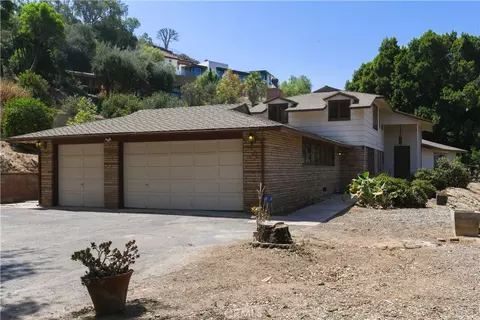 2475 Sunset Dr, Riverside, CA 92506