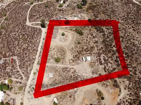 View/Area - 20320 Roads End Dr, Perris, CA 92570 photo 3 of 7