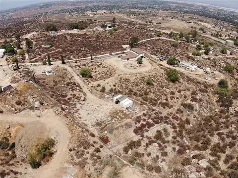 View/Area - 20320 Roads End Dr, Perris, CA 92570 photo 5 of 7
