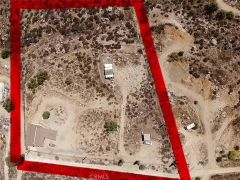 View/Area - 20320 Roads End Dr, Perris, CA 92570 photo 1 of 7