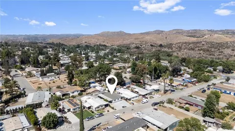 17086 Esperanza Dr, Perris, CA 92570 photo 20