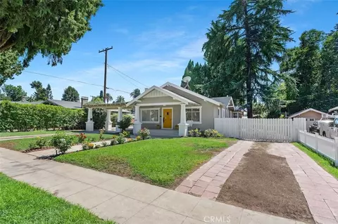 4070 Linwood Pl, Riverside, CA 92506