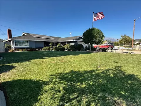 372 Sandalwood Dr, Calimesa, CA 92320