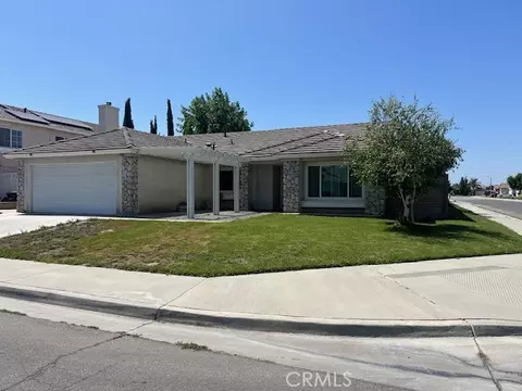 2064 Albany Ct, San Jacinto, CA 92582