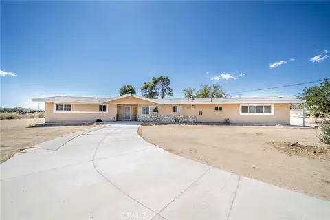 4325 Lindero St, Phelan, CA 92371