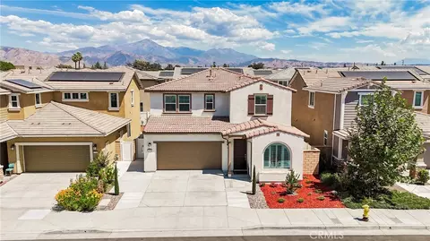 1760 Gold Medal Ln, Redlands, CA 92374