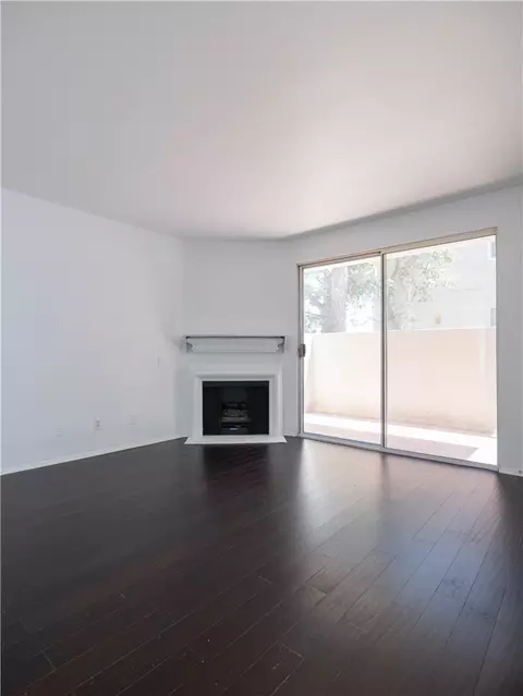 2823 W Ave K-12, Lancaster, CA 93536