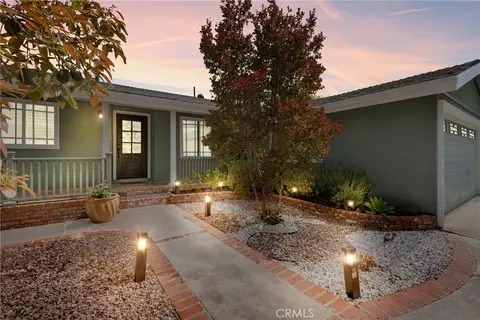 6911 E 10th St, Long Beach, CA 90815