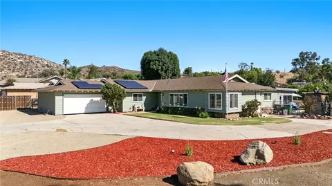 970 3rd St, Norco, CA 92860