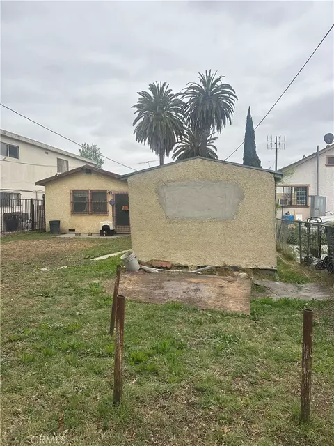 8637 Orchard Ave, Los Angeles, CA 90044