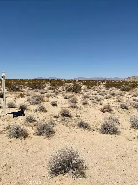 0 Oakdale Rd, Lucerne Valley, CA 92356