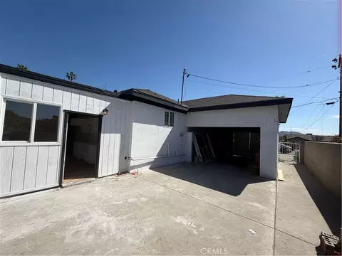 Exterior - 17468 Grevillea St, Fontana, CA 92335 photo 2 of 4