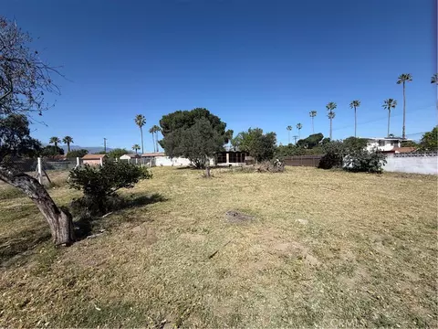 Exterior - 17468 Grevillea St, Fontana, CA 92335 photo 4 of 4