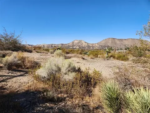 113 Stuveling, Phelan, CA 92371