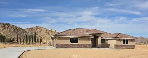 14490 Savannah Ct, Apple Valley, CA 92307