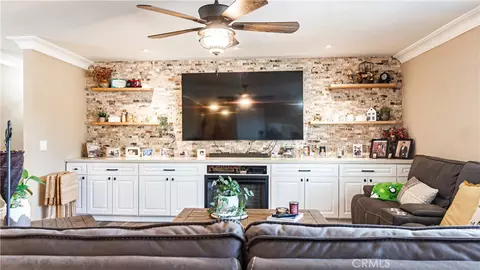 15194 El Cariso Rd, Victorville, CA 92392