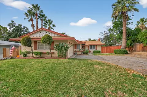 3085 Flanders Rd, Riverside, CA 92507