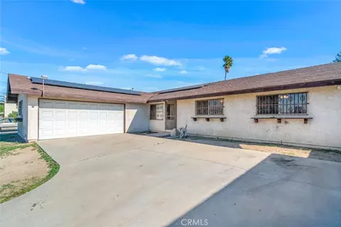 565 S Joyce Ave, Rialto, CA 92376