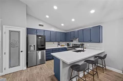 1720 Express Cir, Colton, CA 92324