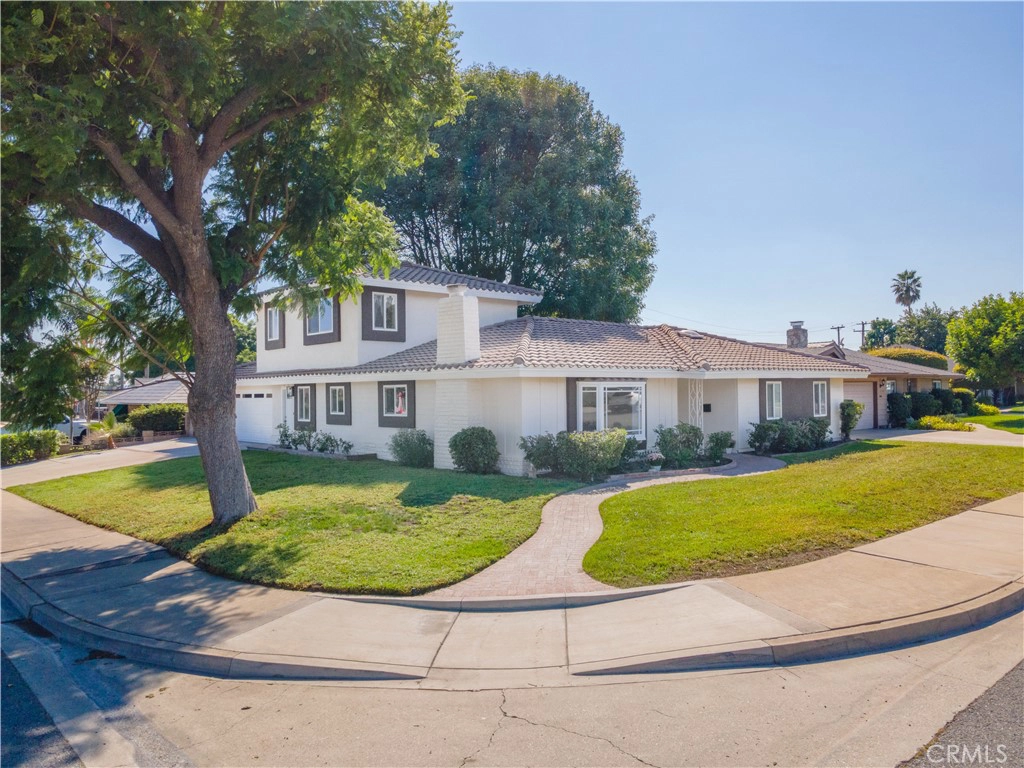 306 Ivy Ct, Pomona, CA 91767 | 49 Photos - Movoto