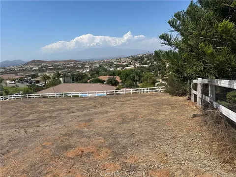 0 Dove Canyon Dr, Riverside, CA 92503