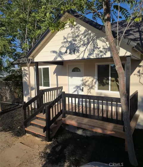 434 Highland Ave, Riverside, CA 92507