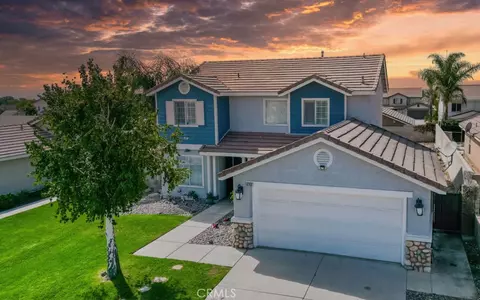 6756 Earhart Ave, Fontana, CA 92336