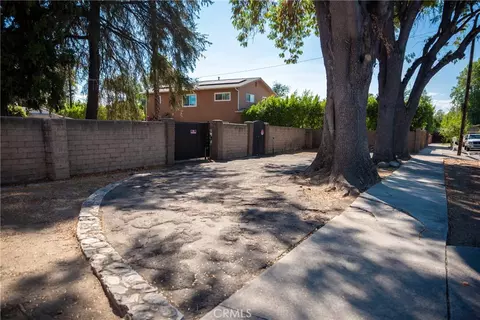 13408 Burton St, Panorama City, CA 91402