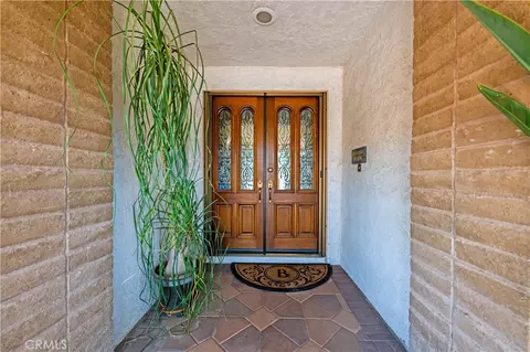 23316 Gray Fox, Canyon Lake, CA 92587