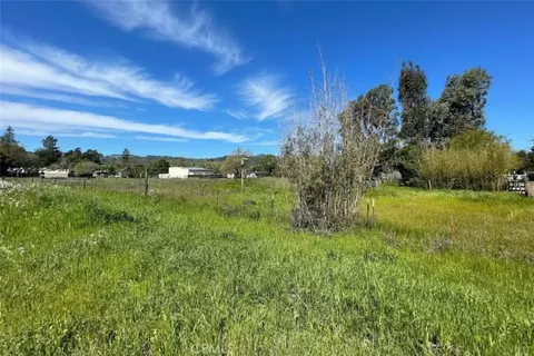 1025 Laurel Ave, Sonoma, CA 95472