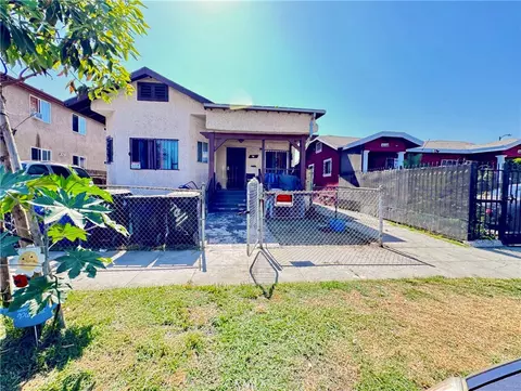 7011 Bonsallo, Los Angeles, CA 90044