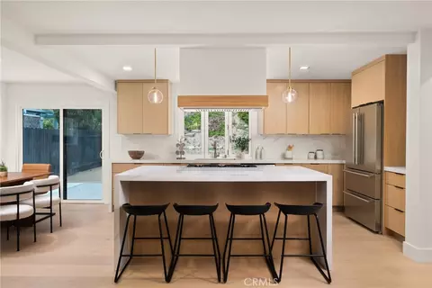 4282 Robbins St, San Diego, CA 92122