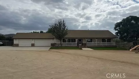 【匿名配送】HOUSES AND GARDENS IN CALIFORNIA Home Gardens, CA Homes for Sale with Style | BHGRE