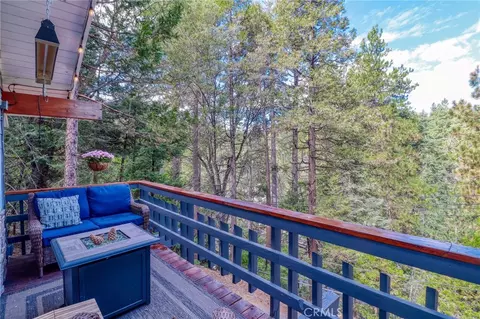 Exterior - 26669 State Highway 189, Twin Peaks, CA 92391 photo 5 of 20