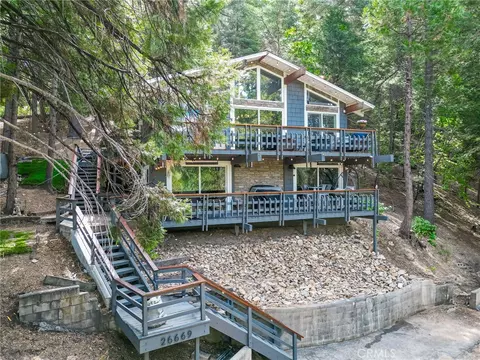 Exterior - 26669 State Highway 189, Twin Peaks, CA 92391 photo 2 of 20