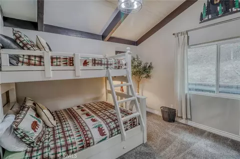 Bedroom - 26669 State Highway 189, Twin Peaks, CA 92391 photo 2 of 8