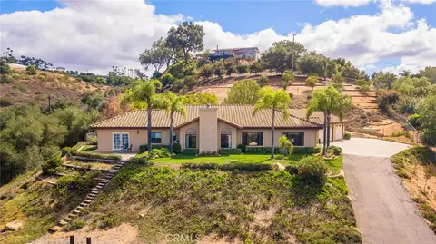 510 Hilbert Dr, Fallbrook, CA 92028