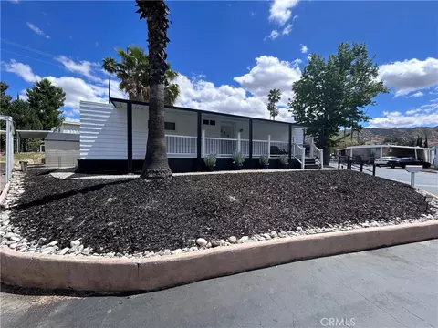 2751 Reche Cyn, Colton, CA 92324