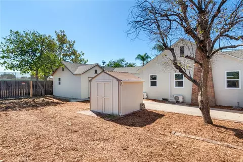 9708 Garfield, Riverside, CA 92503