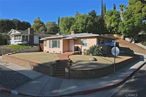 4831 Canoga Ave, Woodland Hills, CA 91364