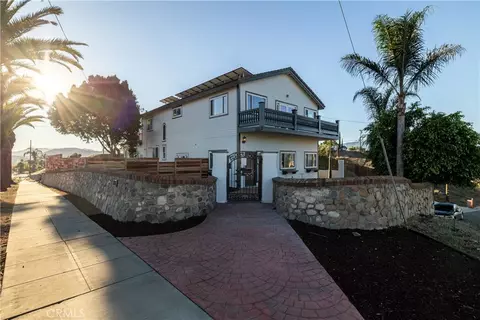 1006 W Pottery St, Lake Elsinore, CA 92530