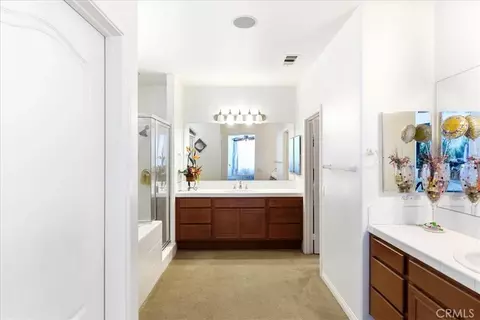 Bath - 17715 Timberview, Riverside, CA 92504 photo 3 of 7