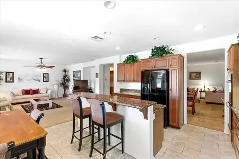 Kitchen - 17715 Timberview, Riverside, CA 92504 photo 3 of 7
