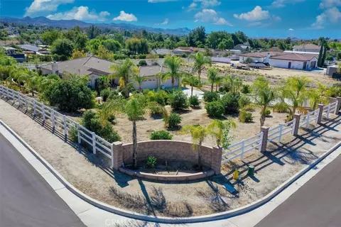 View/Area - 17715 Timberview, Riverside, CA 92504 photo 10 of 11
