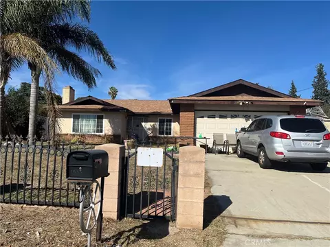 1533 W Hays St, Banning, CA 92220